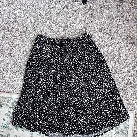 Patterned Skirt - Picture 2 of 2